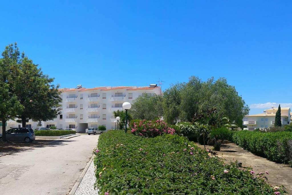 Praia Eulalia With Pool And 5 Minutes From The Beach Albufeira Buitenkant foto